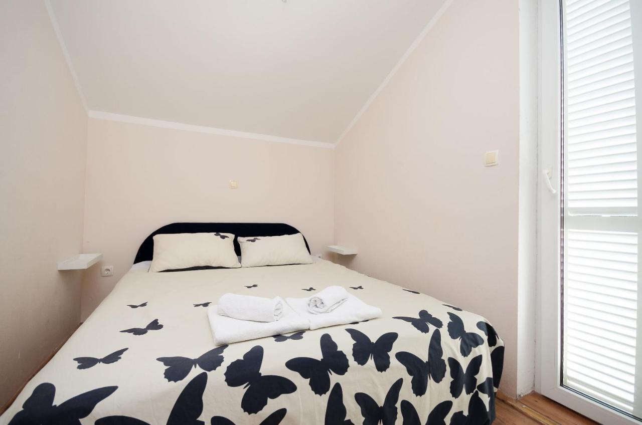 Apartments Snjezana โนวีวีโนดอลสกี ภายนอก รูปภาพ