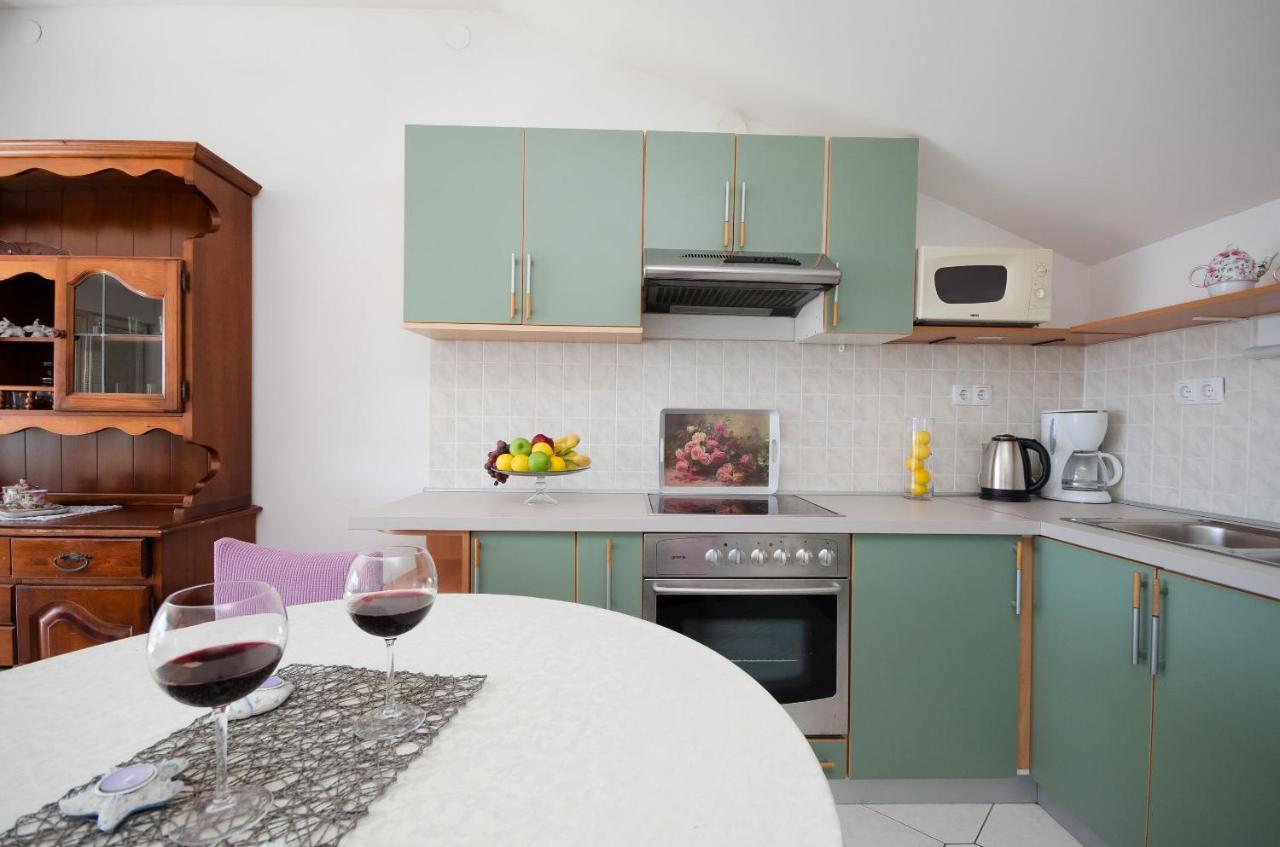 Apartments Snjezana โนวีวีโนดอลสกี ภายนอก รูปภาพ