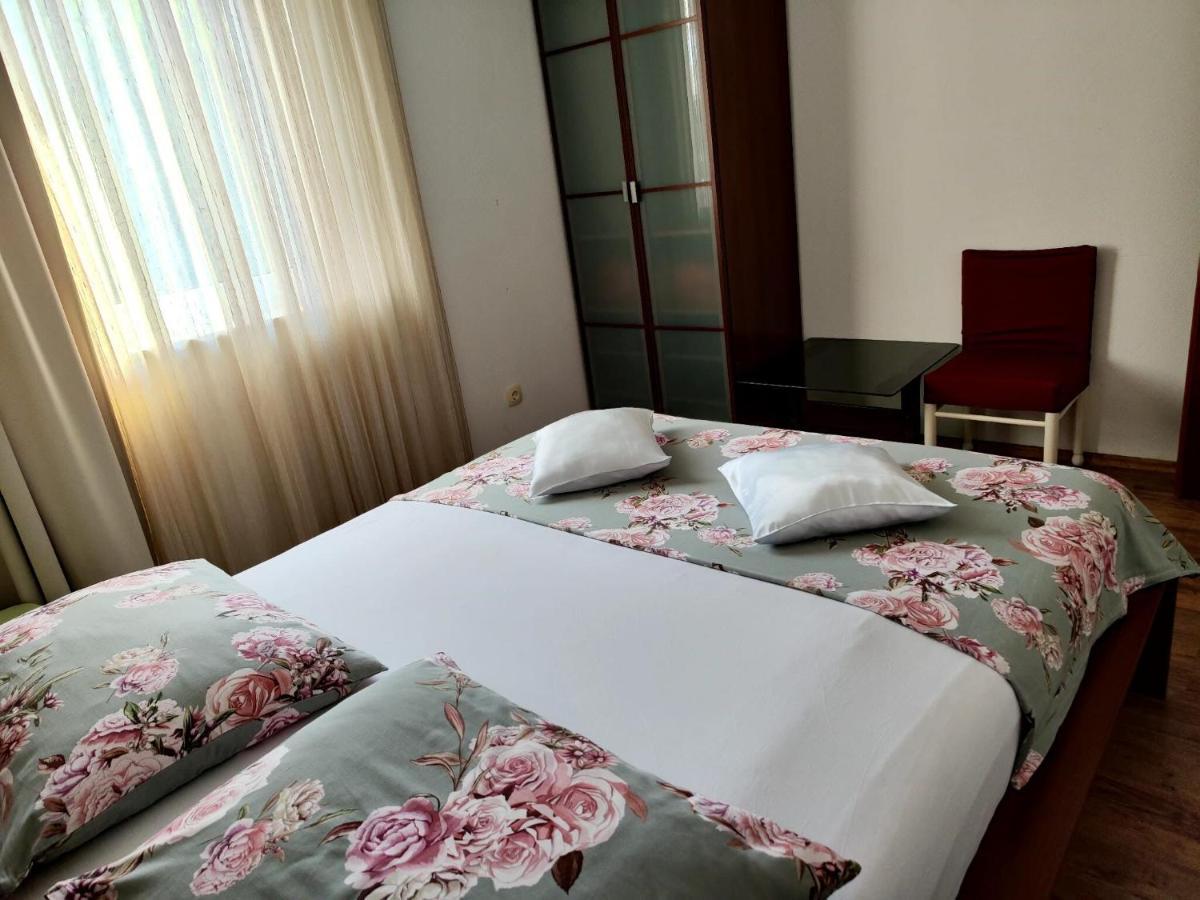 Apartments Snjezana โนวีวีโนดอลสกี ภายนอก รูปภาพ