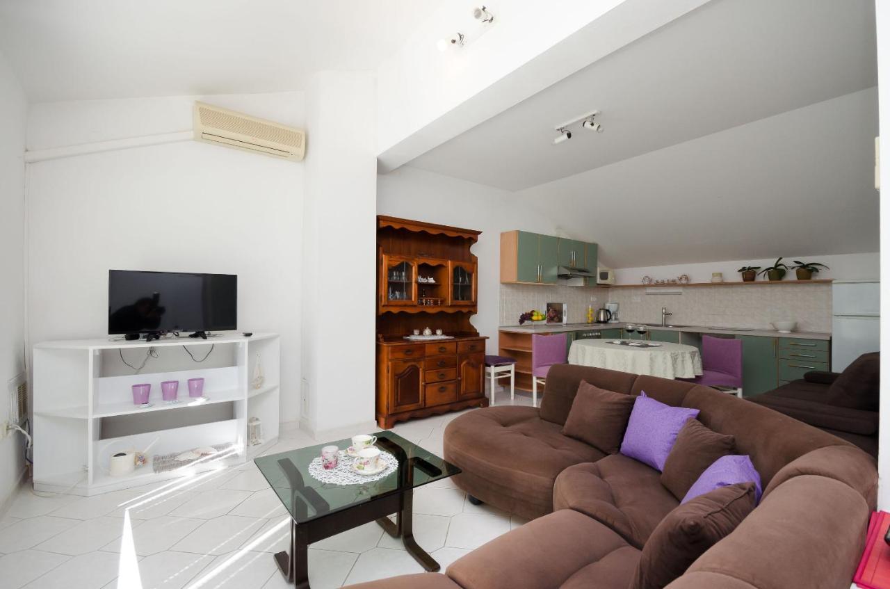 Apartments Snjezana โนวีวีโนดอลสกี ภายนอก รูปภาพ